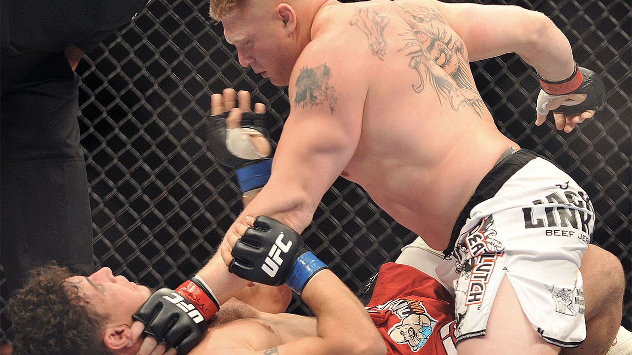 Brock Lesnar makes a bold prediction for his fight with Mark Hunt at UFC 200